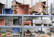 Weitere gebrauchte Anbauteile im Lagerregal
